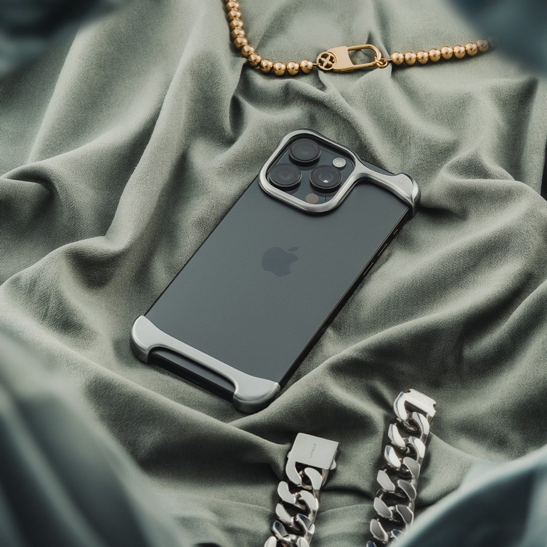 ARC | Arc Pulse iPhone 16 Pro Max 手机壳 镜面银 - 手机壳/手机套 - 铝合金 银色