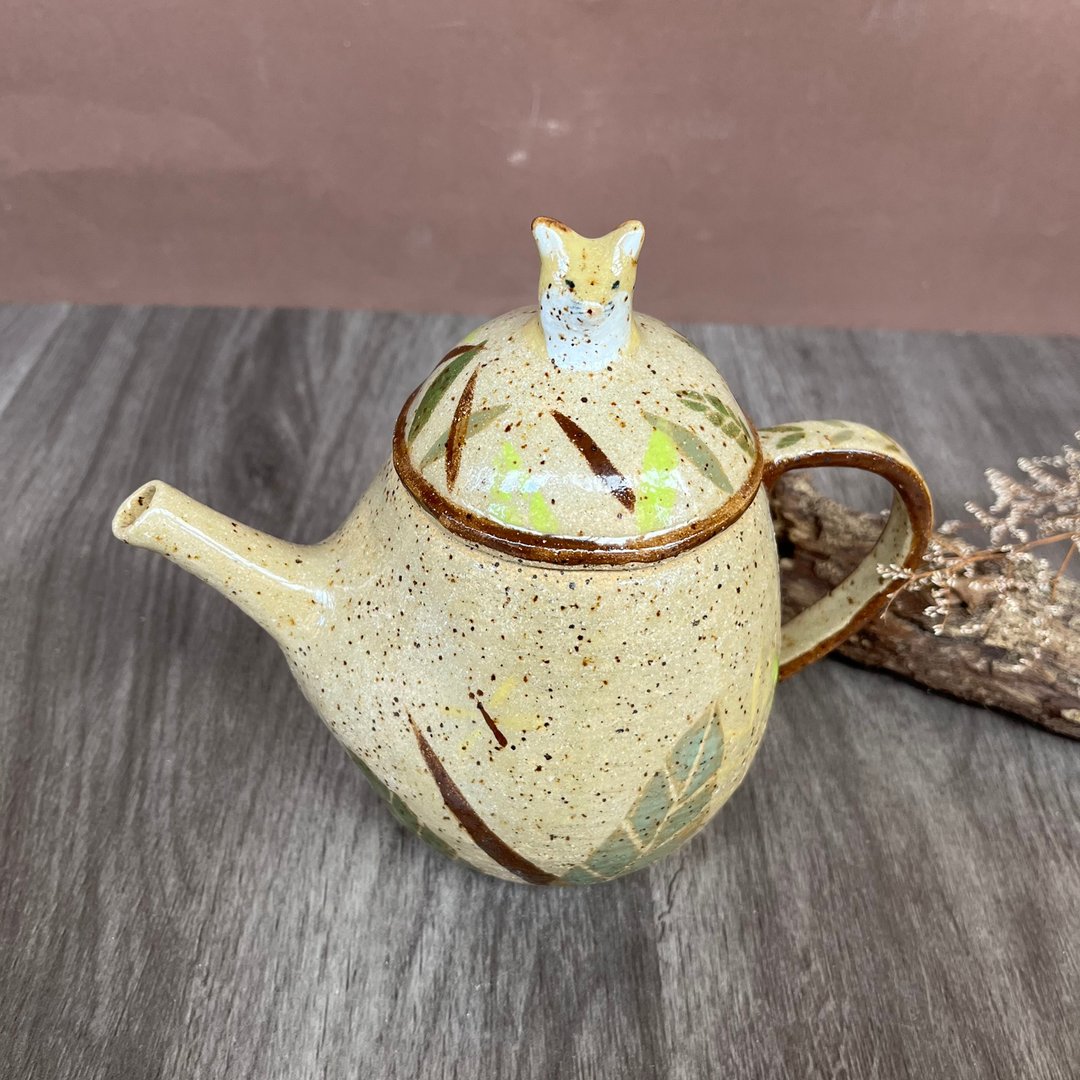 A Lu  小狐狸陶壶/礼物/手作手绘 采美国进口陶土 仅此一件 - 茶具/茶杯 - 陶 多色