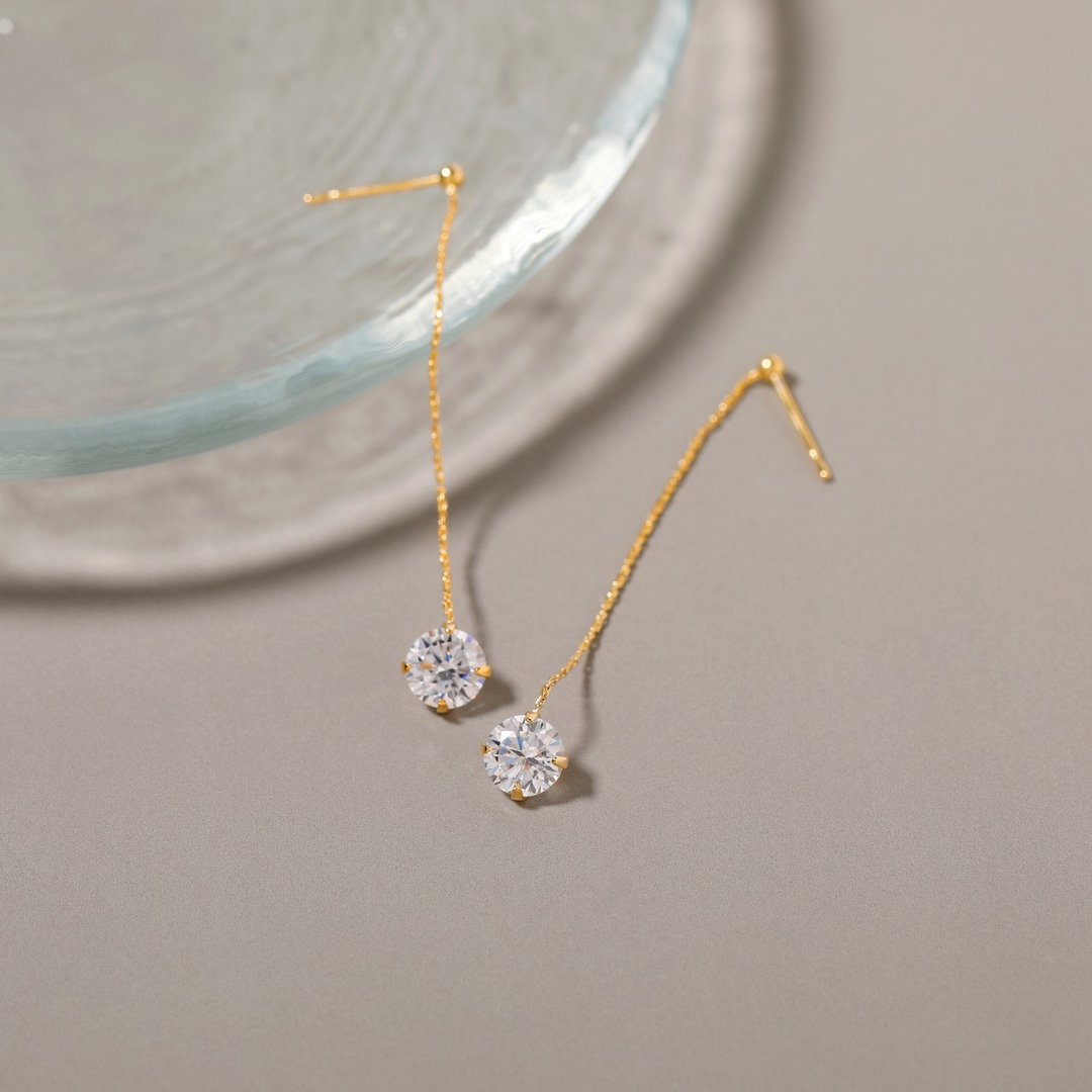 sway-round pierced earring GD 无镍耳环 闪耀锆石 简约时尚设计 金色 - 耳环/耳夹 - 其他金属 金色