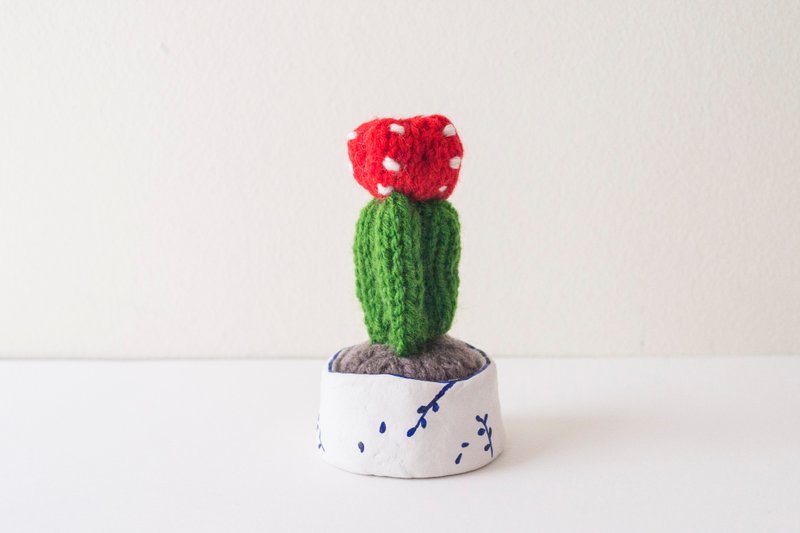 Miniature Knitted Cacti - home decor - 摆饰 - 其他材质 多色