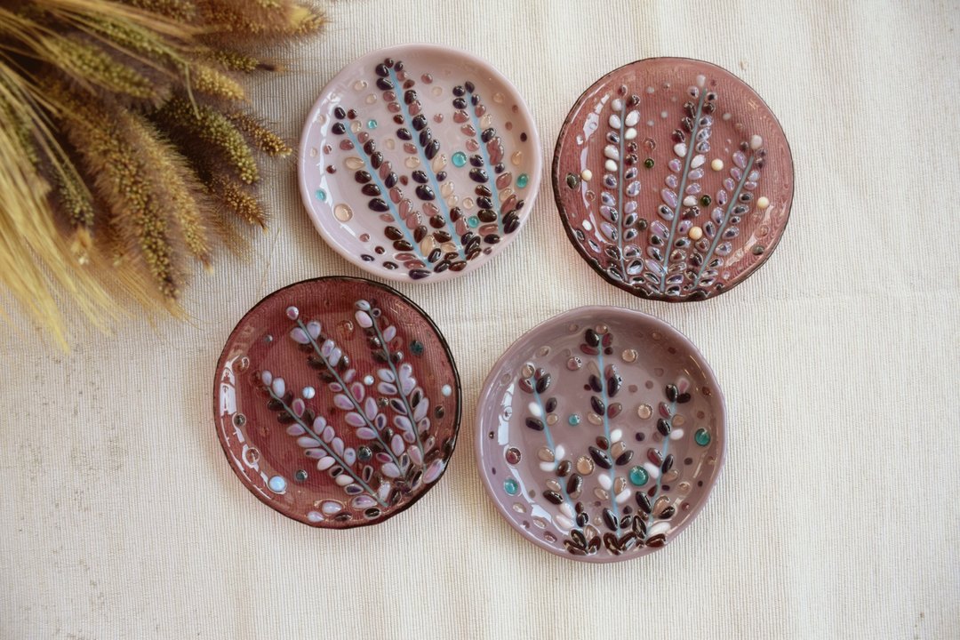 Lavender glass small plate - Decorative plate handmade design -Fused glass plate - 浅碟/小碟子 - 玻璃 紫色