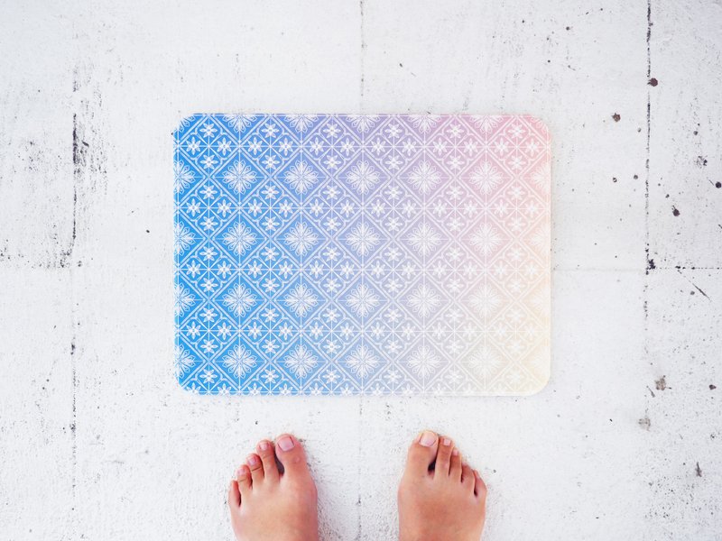 圭藻土地垫/浴室垫/花窗/海棠玻璃/花窗玻璃/硅藻土/乔迁礼/搬家 - 地垫/地毯 - 其他材质 蓝色