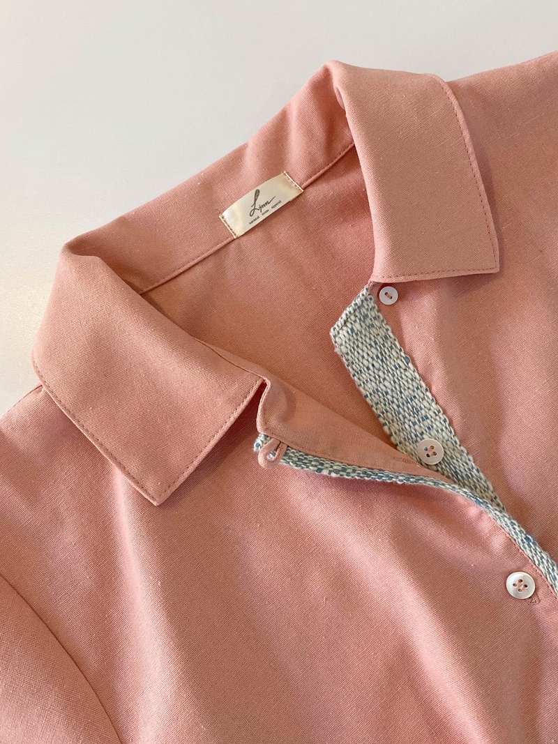 棉麻混纺衬衫，门襟饰以天然染色编织布（新款）。 - 女装衬衫 - 棉．麻 粉红色