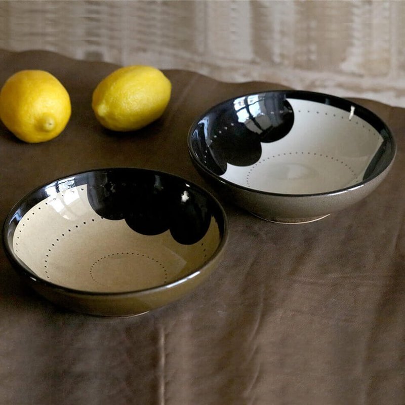 小西瓦拉雅 小西瓦拉雅 鱼碗 深盘 两种颜色可选 云 点 托 - 盘子/餐盘/盘架 - 陶 白色