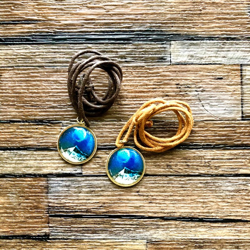 The farthest pendant, the world beyond - 项链 - 树脂 蓝色