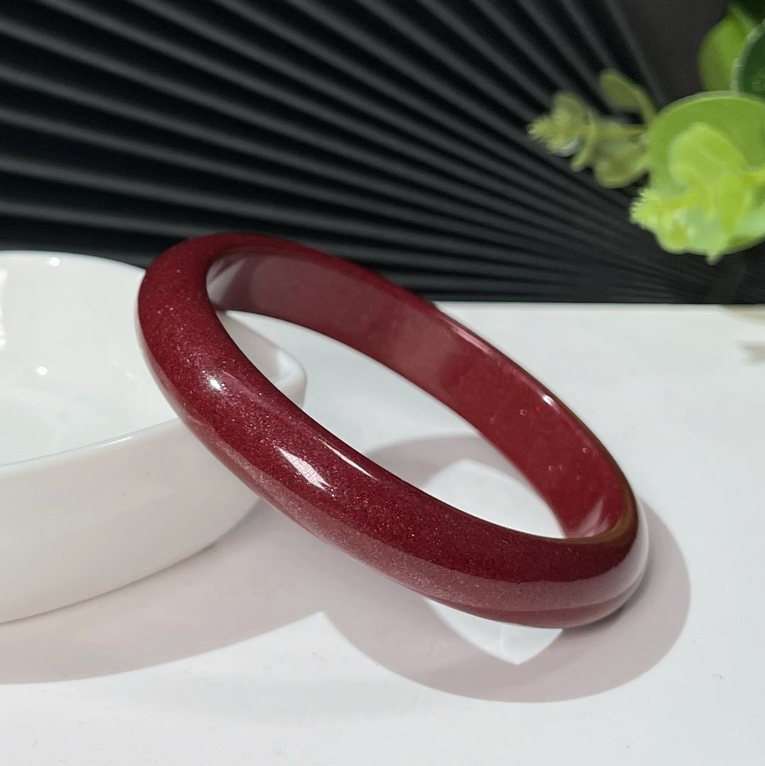 精品紫金砂朱砂手镯55MM 辰砂手环女款 本命年 化太岁 - 手链/手环 - 半宝石 红色