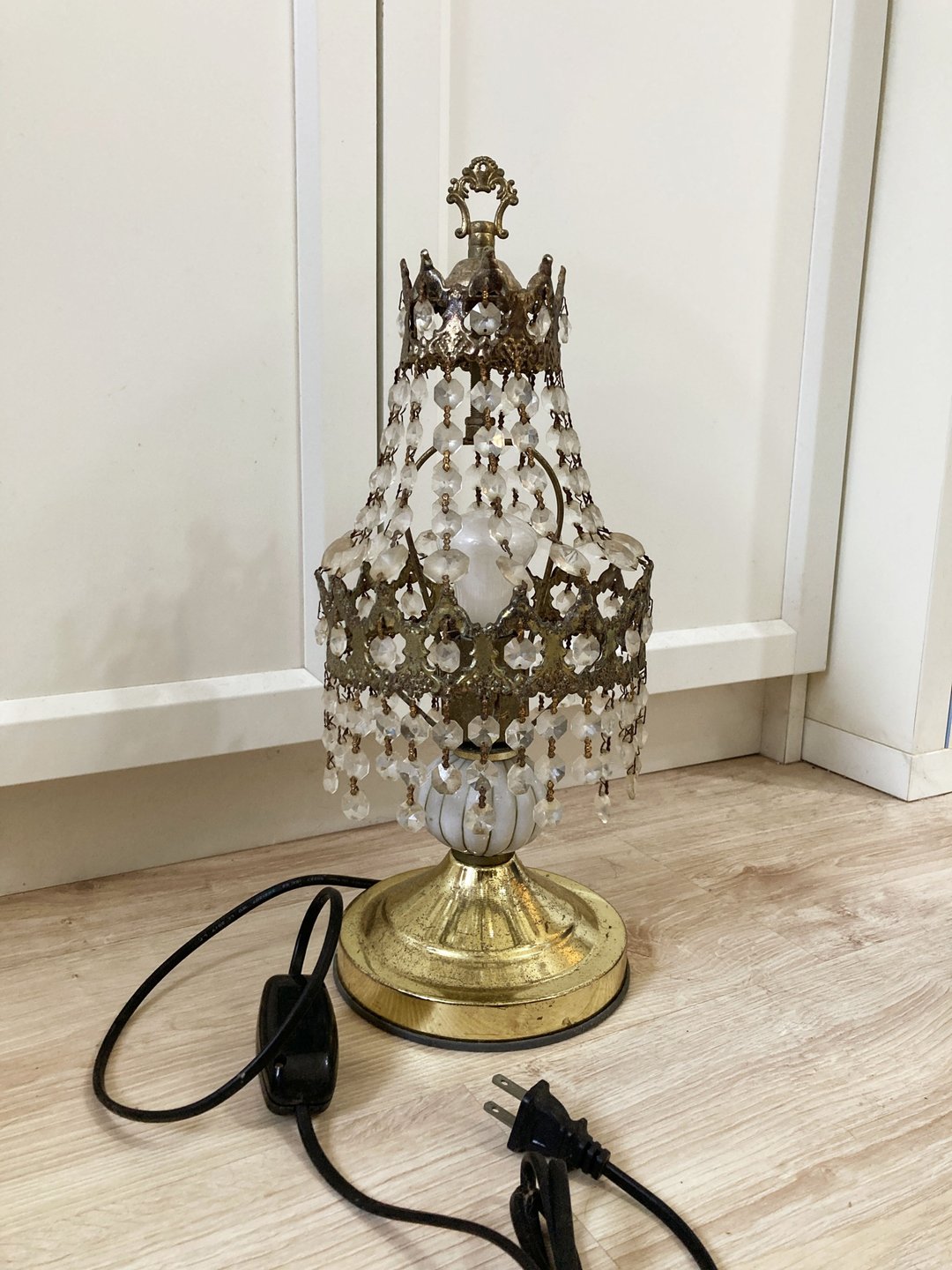 早期台湾制 复古 古董灯 金属 铜 水晶灯 玻璃灯 桌灯 - 灯具/灯饰 - 其他金属 金色