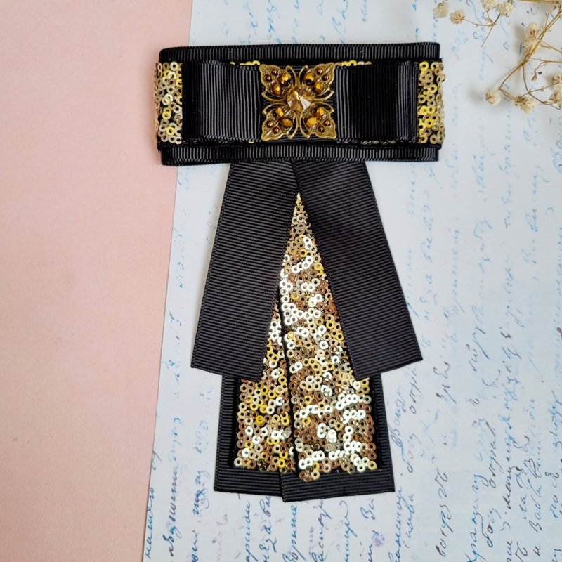 Black sequins bow tie brooch Bow tie brooch beads Ribbon brooch Shirt brooch - 胸针 - 其他材质 黑色