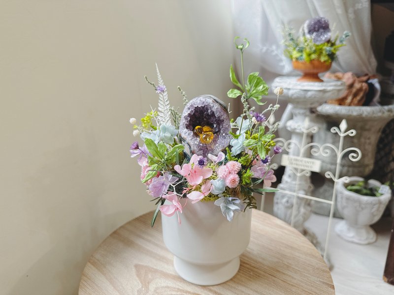 春日盛开 I 紫晶洞。紫水晶 永生叶材绿植栽 - 植栽/盆栽 - 水晶 紫色