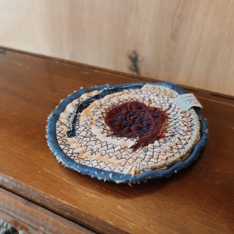 Potteric 布陶器 - 碟子 | Retro Groove - 摆饰 - 棉．麻 卡其色