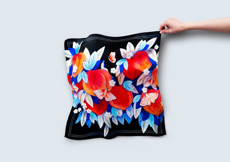 Sparkling Peach Silk Scarf. Pure Silk. Collaboration with Maggie Chiang - 丝巾 - 丝．绢 黑色