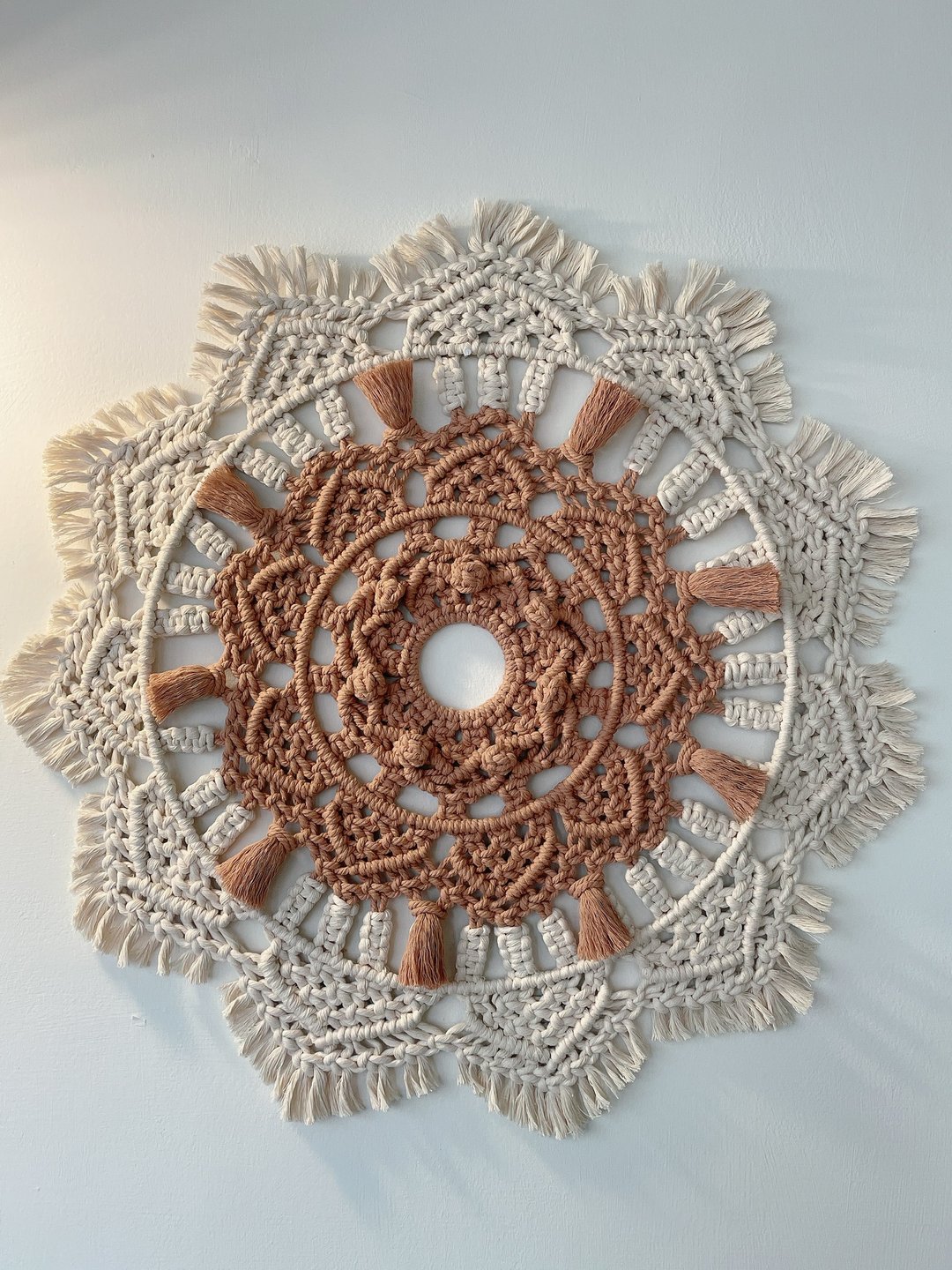 Macrame 双色编织太阳曼陀罗壁饰挂饰 - 摆饰 - 棉 白色