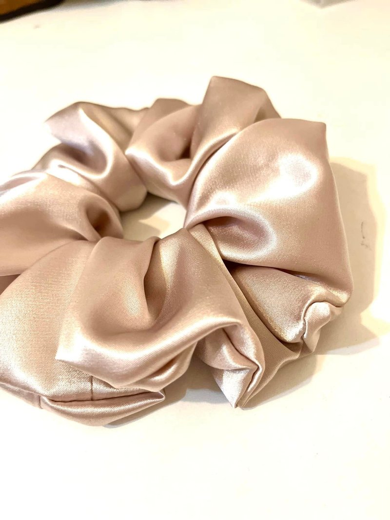 原创手作香槟色奢华感XXL大肠圈 - 发饰 - 丝．绢 金色