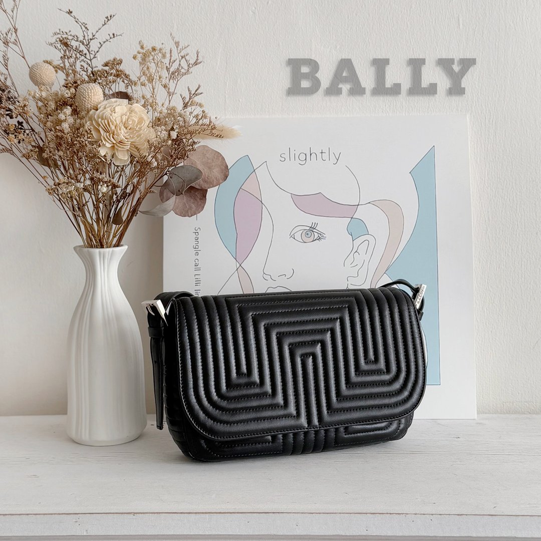 极新美品 BALLY Vintage 几何线条衍缝黑色真皮小肩背包腋下包 - 侧背包/斜挎包 - 真皮 黑色