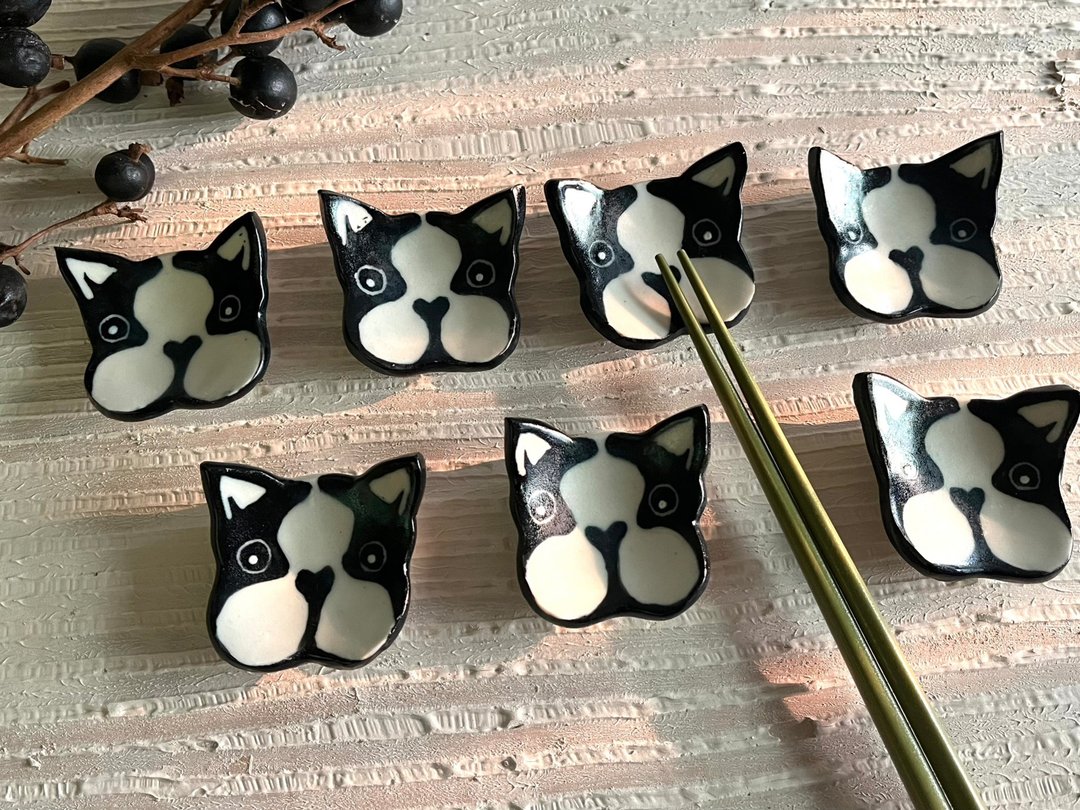 黑噜噜可爱法斗筷子架(售完再制作)_陶器筷架 - 筷子/筷架 - 陶 黑色