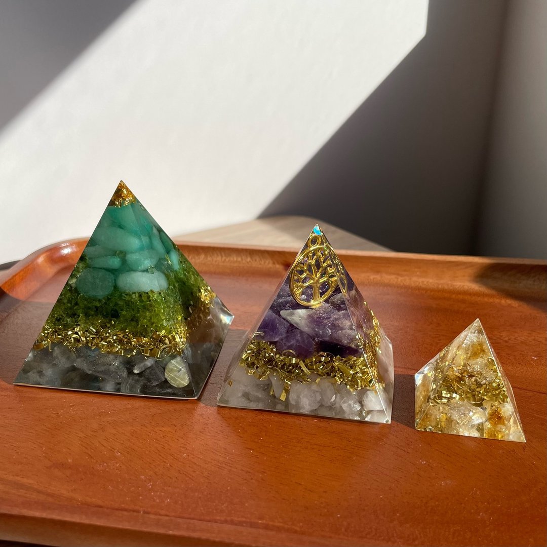 金字塔 | 手作 定制化 奥根能量水晶 - 摆饰 - 树脂 
