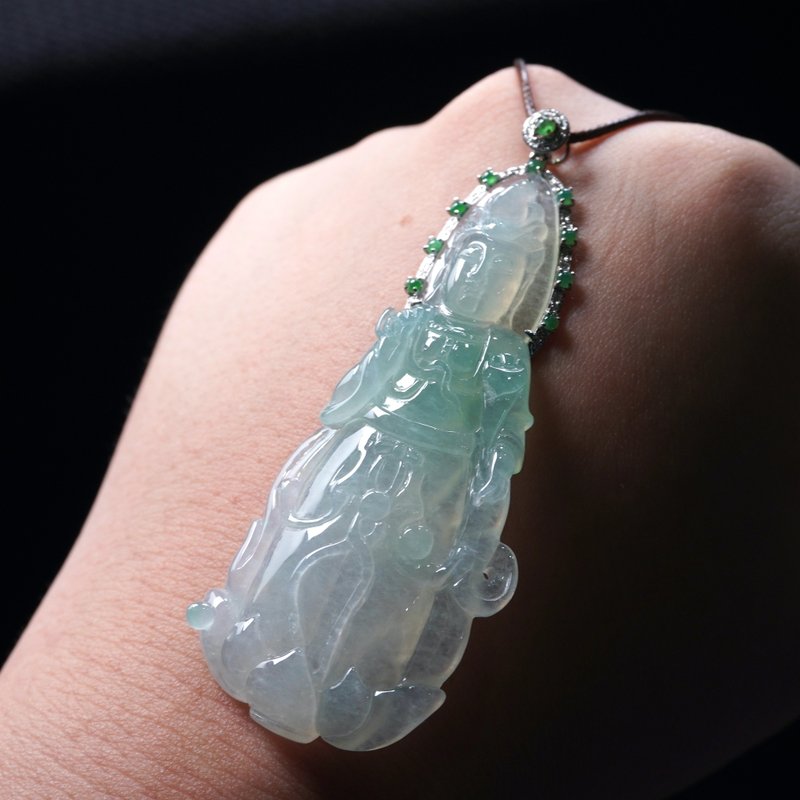 冰种飘绿翡翠观音菩萨项链18K金钻石 | 天然缅甸玉翡翠A货 | 送礼 - 项链 - 玉石 多色