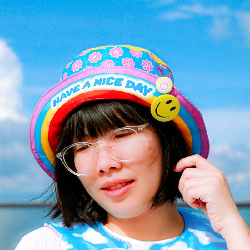 Reversible Bucket hat Handmade Canvas summer sun hat ,Have  a nice day hat - 帽子 - 棉．麻 多色