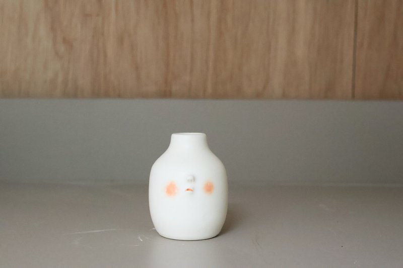 YUME 陶瓷瓶状小花器 - 花瓶/陶器 - 瓷 白色
