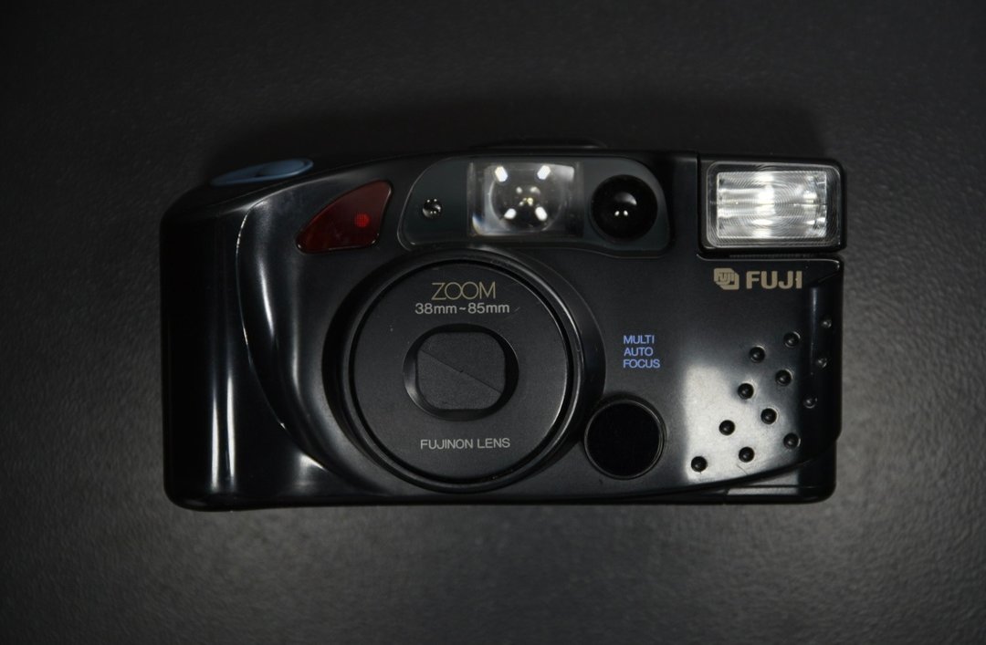 【经典古物】Fujifilm Zoom Cardia 950 Date 富士 随身机 底片机 - 相机 - 其他材质 