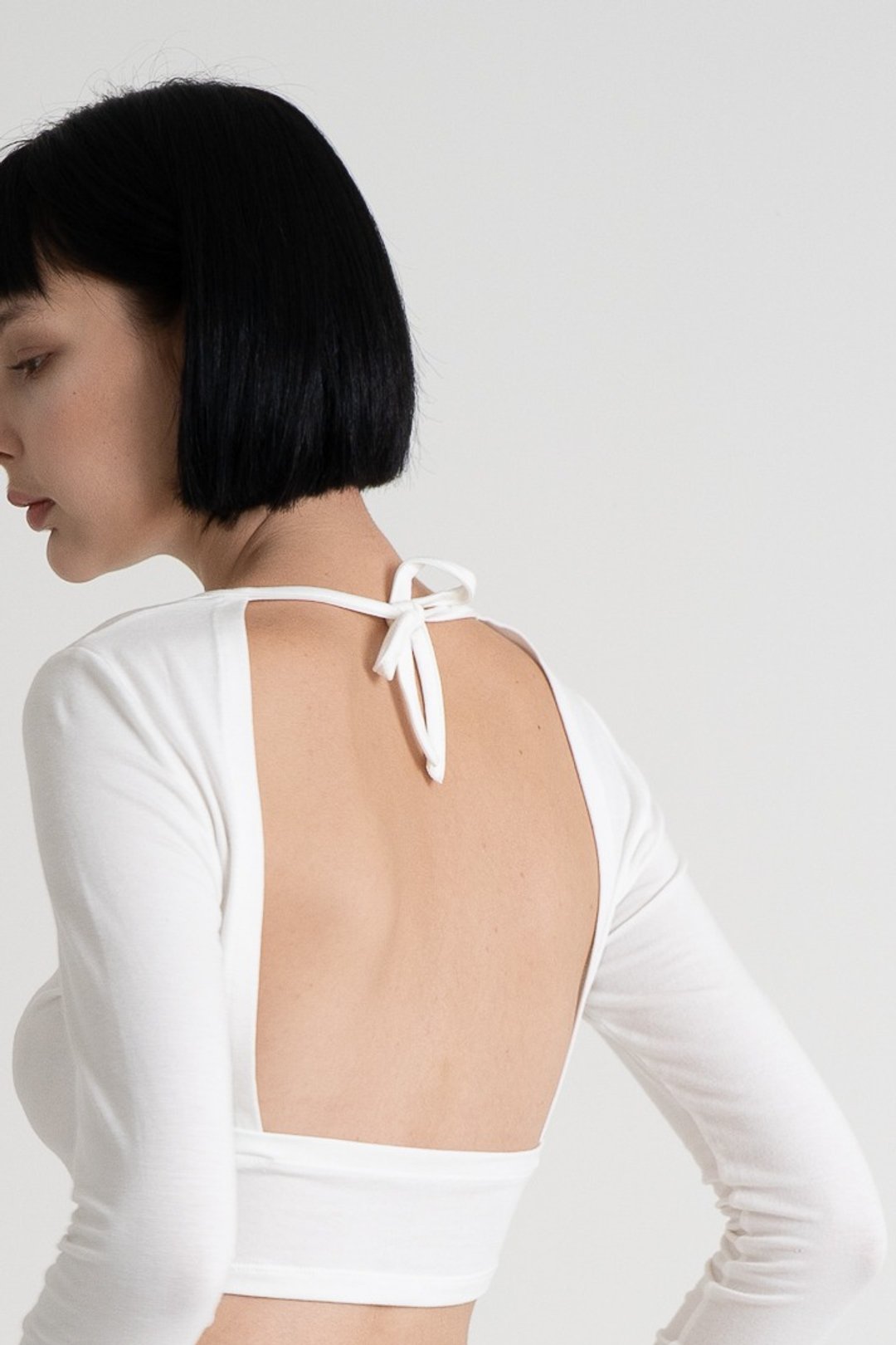 Backless Modal Crop Top - White | 美背绑带莫代尔棉长袖 - 白 - 女装上衣 - 棉 白色