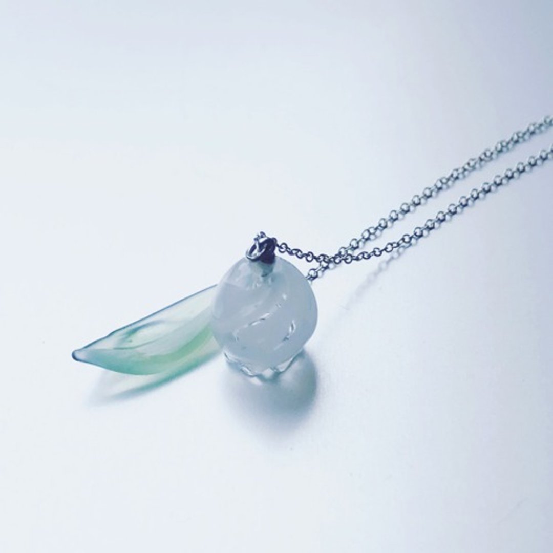 Suzuran Necklace white /SV - 项链 - 玻璃 白色
