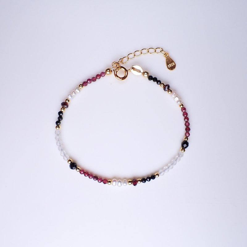 琉光~石榴石_珍珠_白水晶纯银包18K金手链 - 手链/手环 - 纯银 红色