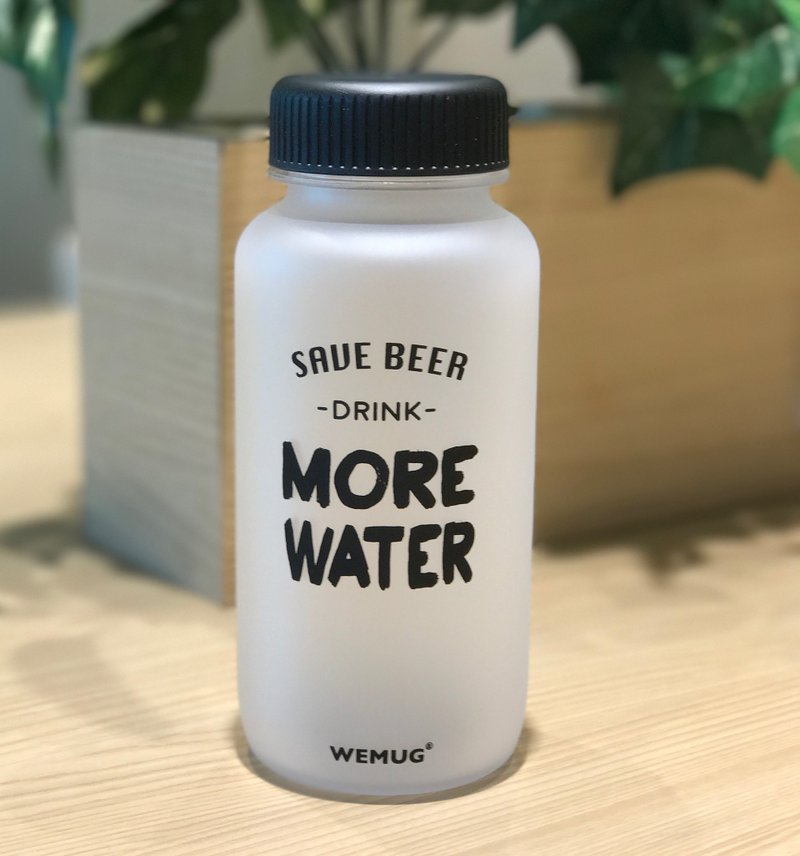 日本畅销商品  雾光质感时尚 随身水瓶 水壶 白色 香港设计 - 水瓶/水壶 - 塑料 白色