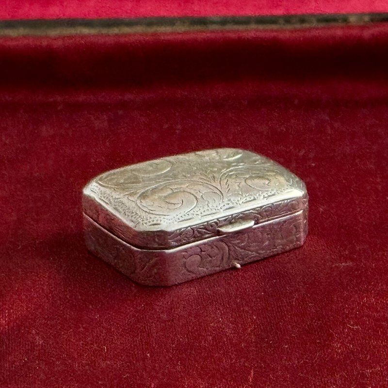 50422-典雅古董纯银盒 - 收纳用品 - 纯银 
