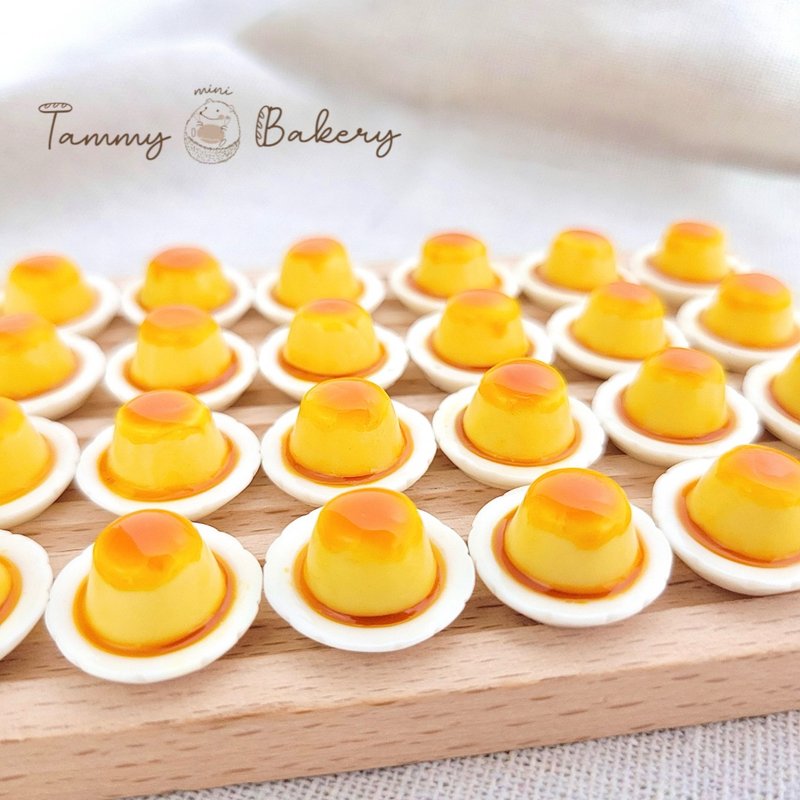 布丁盘 胸针 1 个 | 别针 饰品 袖珍 食物 仿真 疗愈 - 胸针 - 粘土 多色