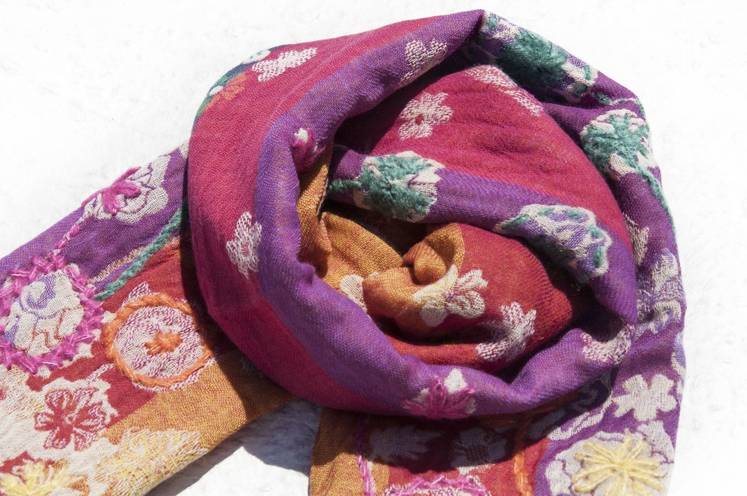 水煮羊毛披肩/针织围巾/刺绣围巾/羊毛披巾/喀什米尔Cashmere-彩 - 围巾/披肩 - 羊毛 多色