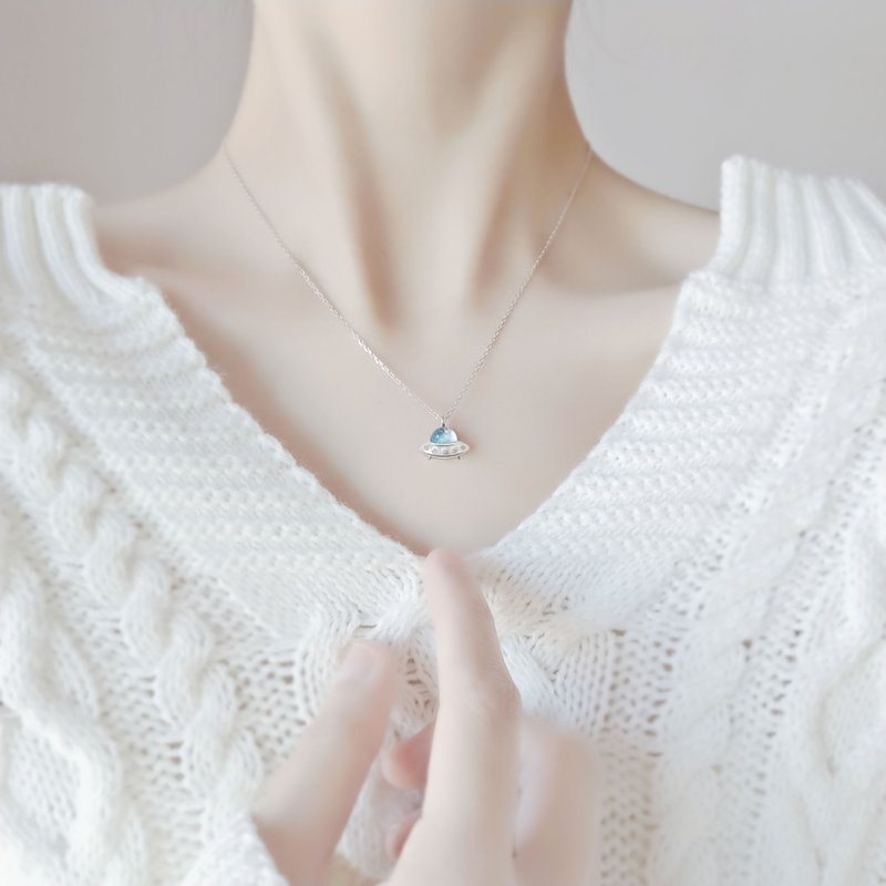 // 星际漫游 // 日本琉璃石。太空系列项链 锁骨链 *宇宙船* - 项链 - 纯银 银色