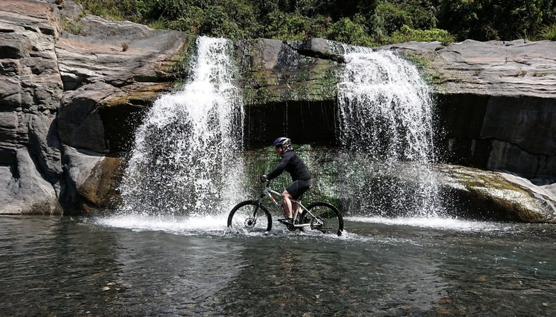 武界单车・峡谷秘境野营・山居秋暝石板 BBQ - 深度旅游 - 其他材质 