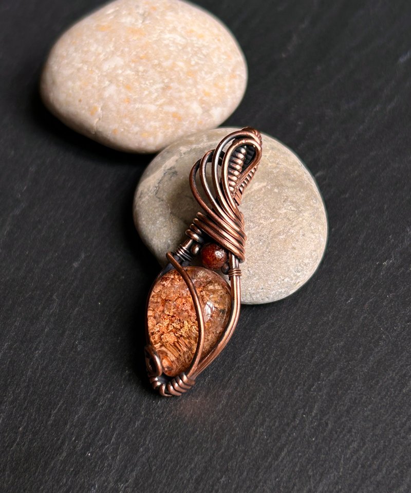 【幽灵水晶铜线编织吊坠】 - 项链 - 石头 橘色