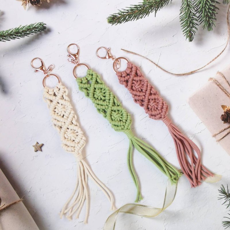 手工编织钥匙圈挂饰【Macrame keychain】 - 钥匙链/钥匙包 - 棉 