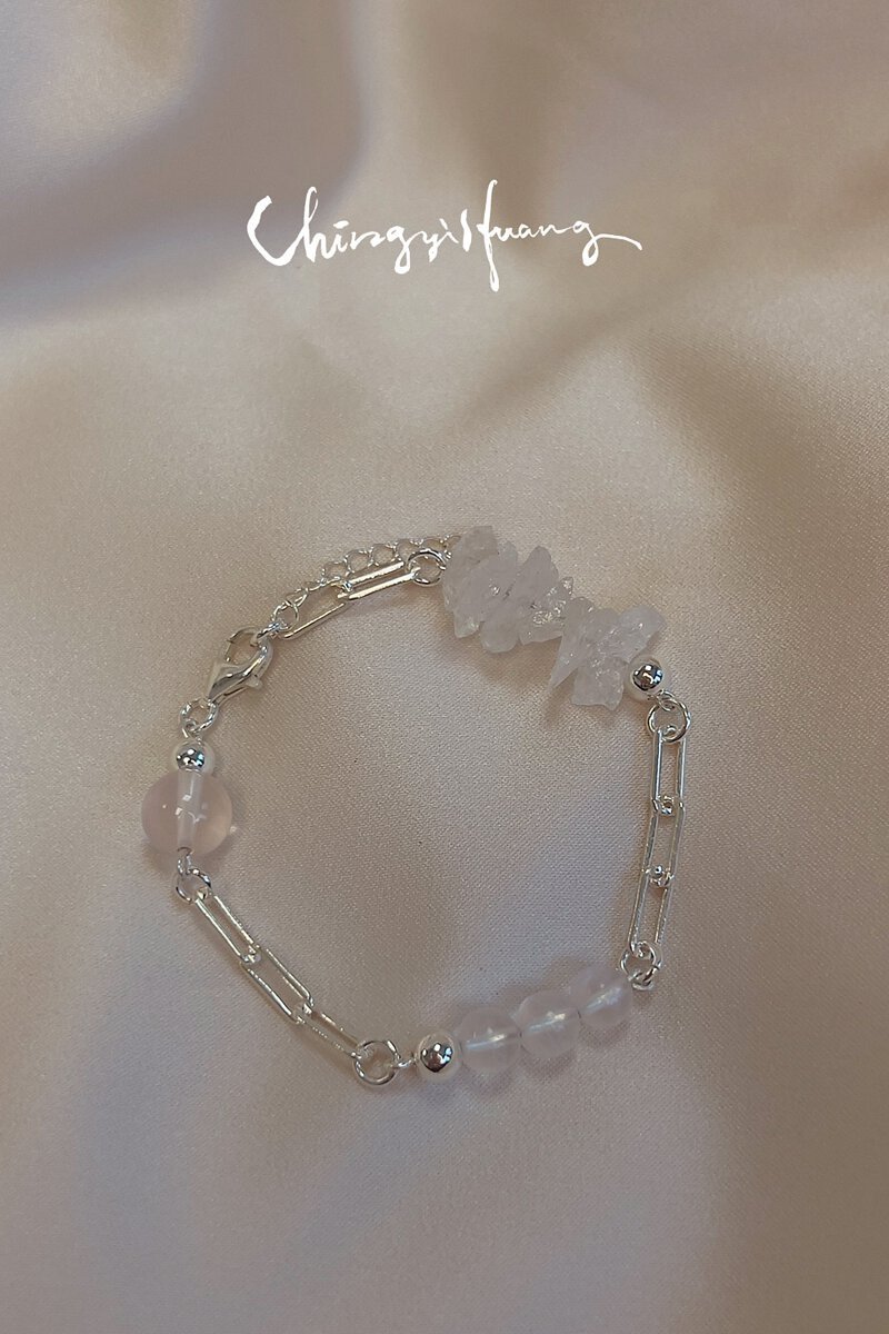 CYH- Lillian- 水晶纯银手链(月光石/白水晶/冰粉晶/扩香石) - 手链/手环 - 水晶 白色