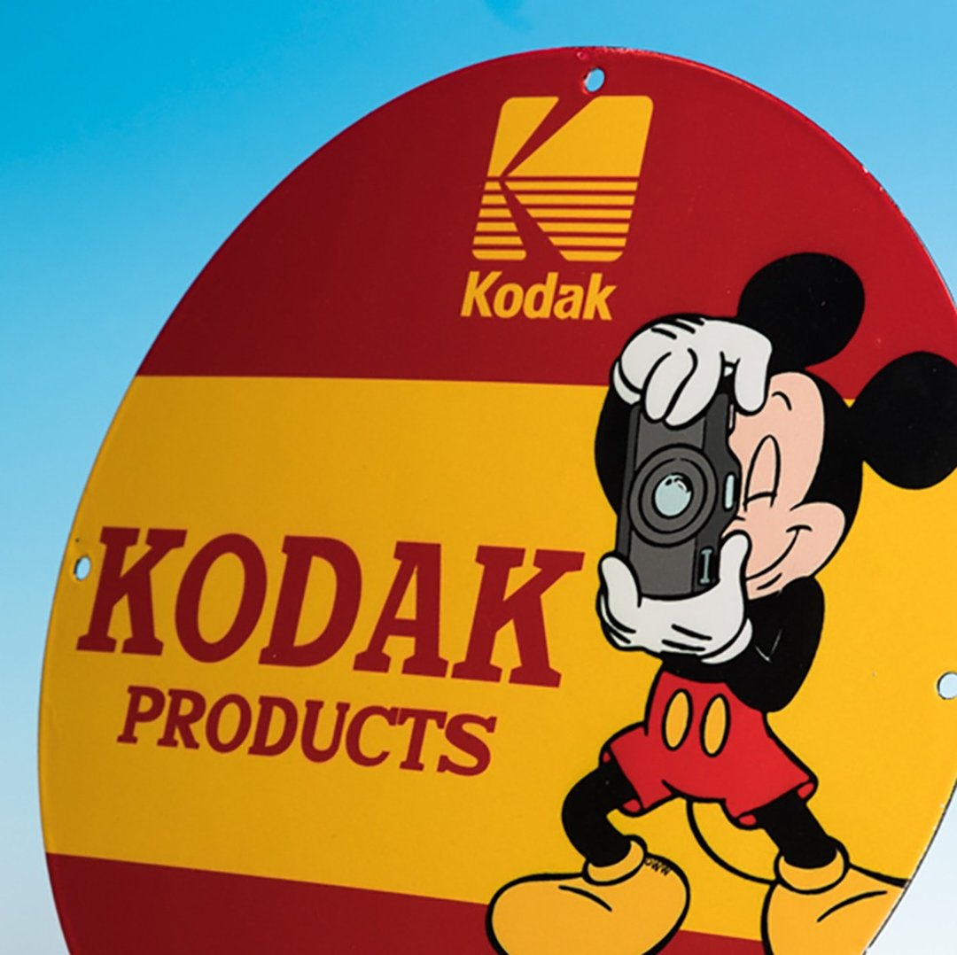 桑惠商号 KODAK柯达 X Disney 米老鼠1960s 古董塘瓷珐琅铁牌 - 摆饰 - 珐琅 红色