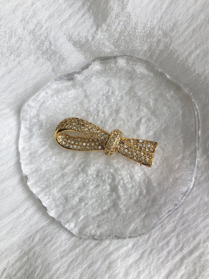 【 日本直送 名牌中古包 】Christian Dior 迪奥 胸针 金色 莱茵石 vintage 古董 fyrmxn - 胸针 - 其他材质 金色