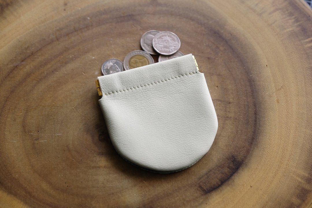Arch leather coin purse - Pearl White - 零钱包 - 真皮 白色