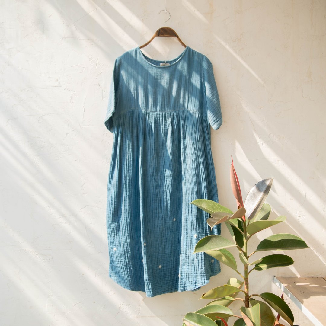 polka dot dress | indigo dyed a double layer soft cotton | - 洋装/连衣裙 - 棉 蓝色