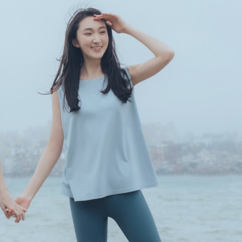 【MACACA】爱她柔软罩衫 - BIE1534 天蓝 - 女装运动衣 - 棉．麻 蓝色