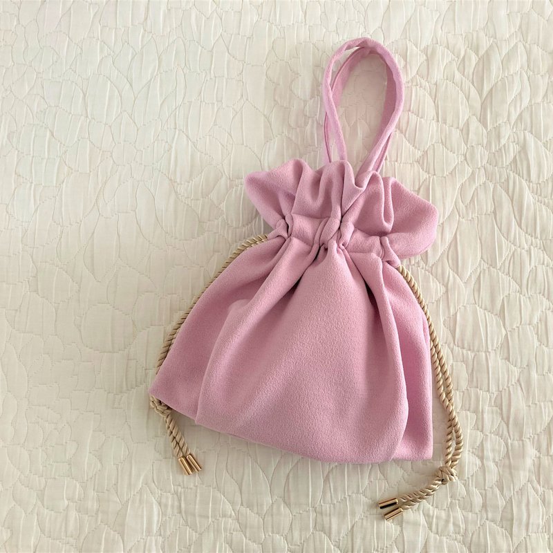 Crepe Amundsen Tuck Drawstring Mini Bag Lavender - 手提包/手提袋 - 其他材质 紫色