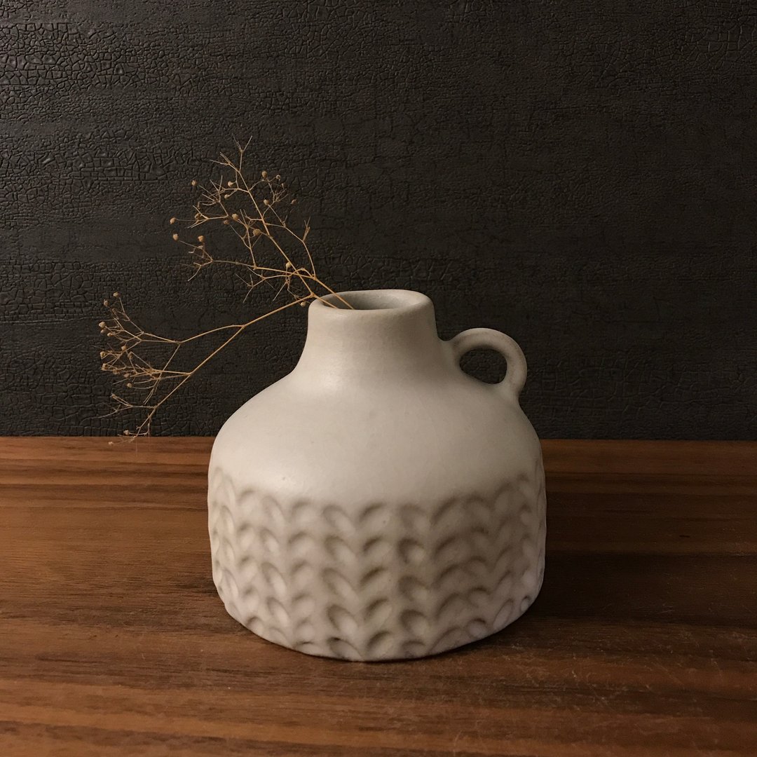 【 小丸花器 】毛线衣纹    一轮插   花器 - 花瓶/陶器 - 陶 白色
