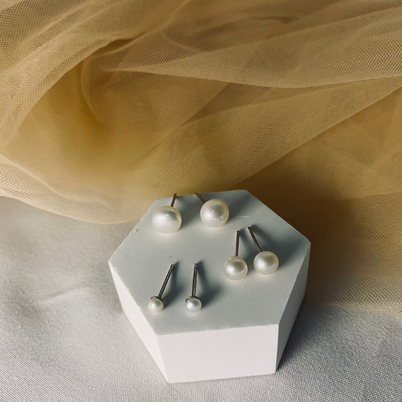 法式微醺 无爪耳珠| 天然珍珠 925银耳环 - 耳环/耳夹 - 纯银 卡其色