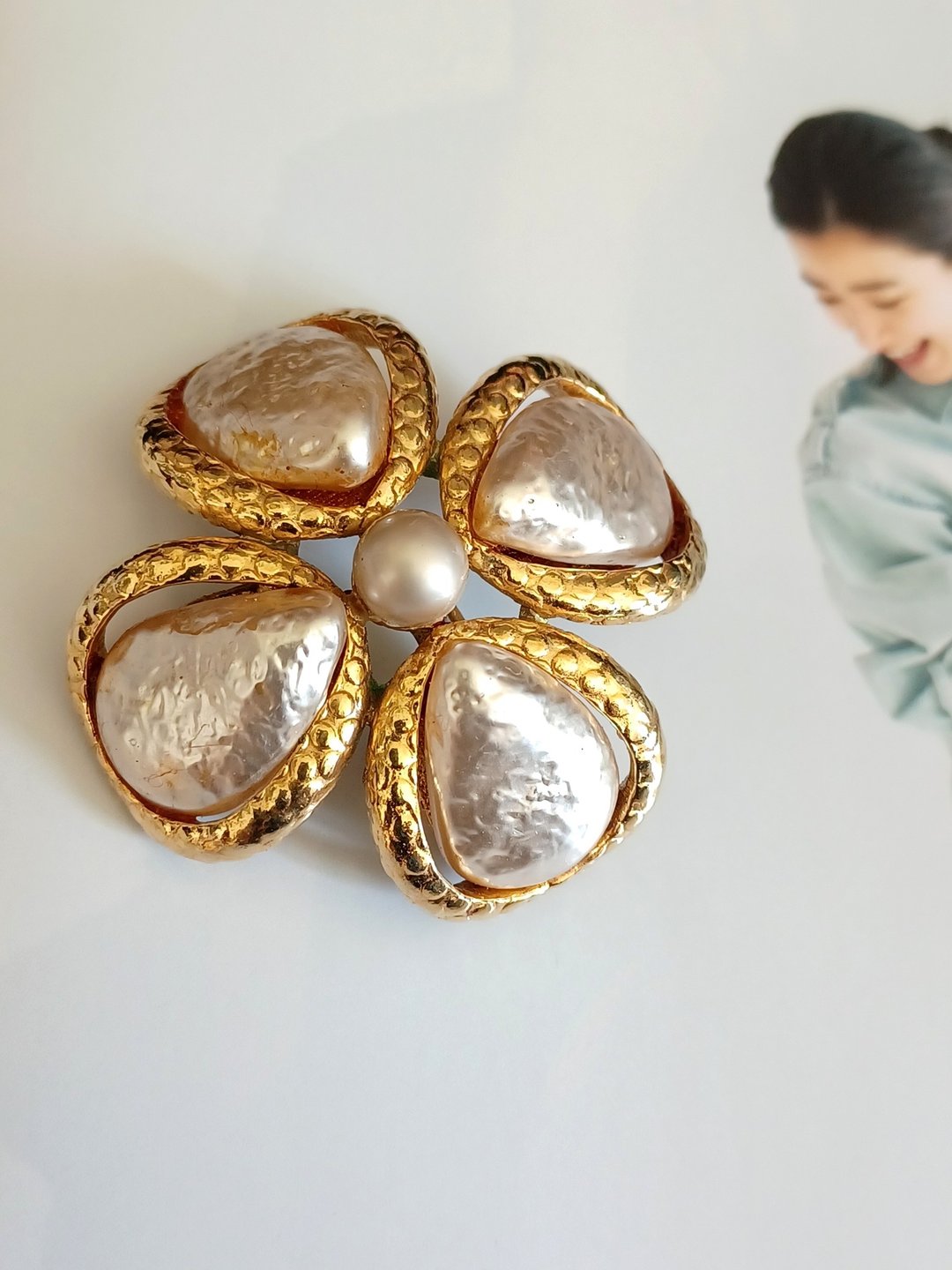 vintage jewelry  古典金色珍珠幸运草 胸针 别针 - 胸针 - 其他金属 