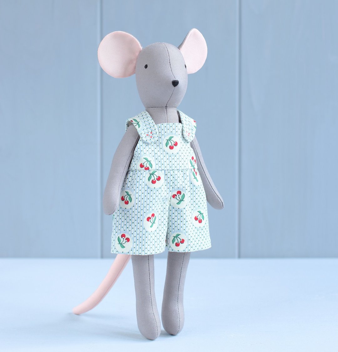PDF Large Mouse Doll Sewing Pattern - 手工艺教程/工具书 - 其他材质 