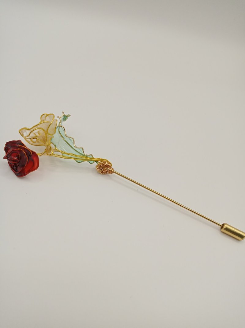 西装胸针 玫瑰花束 水晶花 - 胸针 - 其他材质 