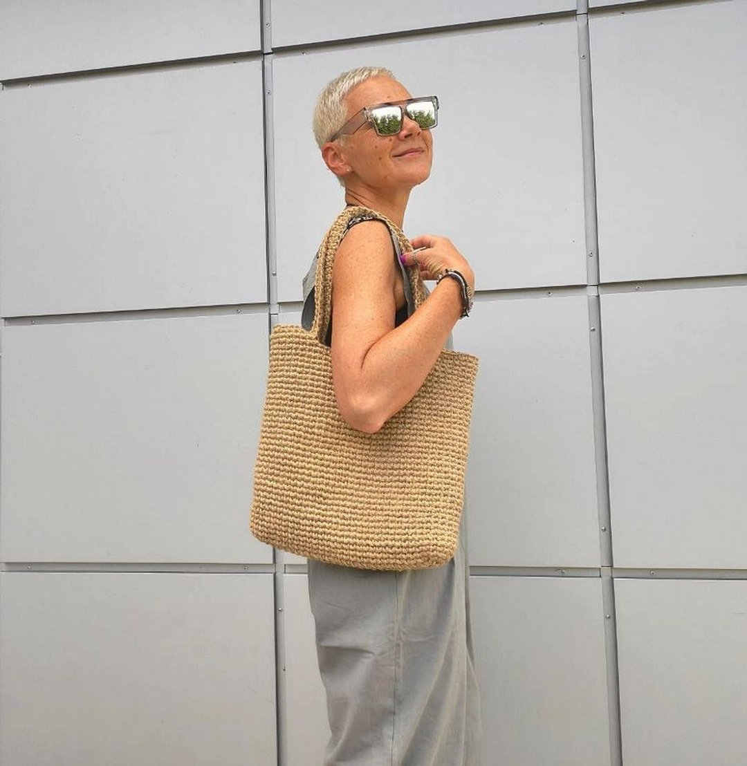 Shopper bag Crochet jute tote bag with long handles Reusable grocery bag - 手提包/手提袋 - 棉．麻 卡其色