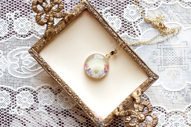 树脂艺术 圆形坠饰・花束・浅黄色 - 项链 - 树脂 黄色