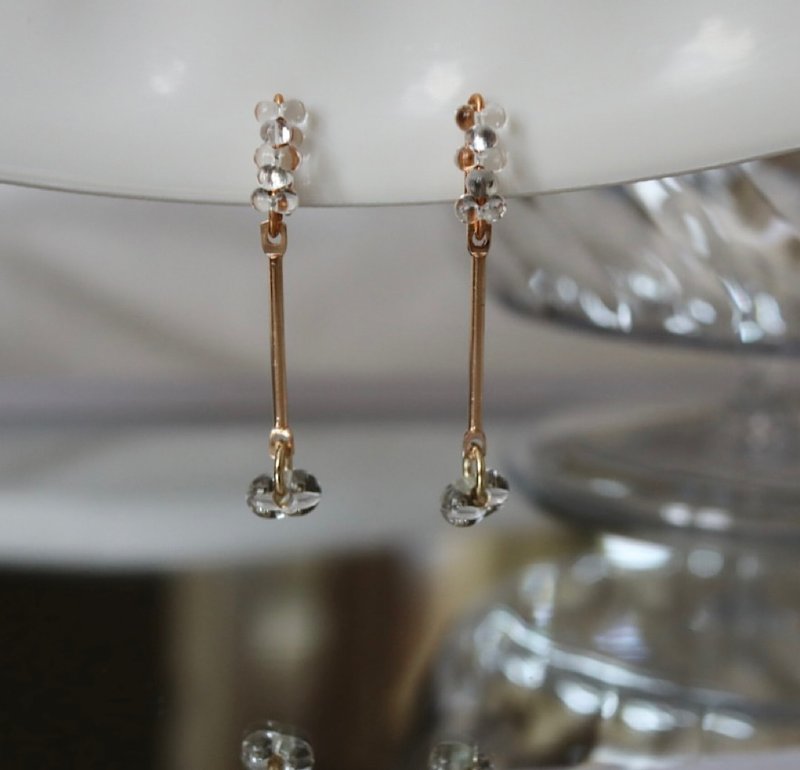 无痛耳夹 /   垂坠透明玻璃长耳环 金色 仿耳环 可爱 透明 - 耳环/耳夹 - 玻璃 透明